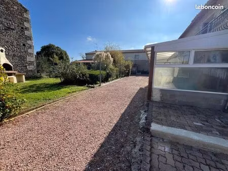 maison de ville 7 pièces 174 m²