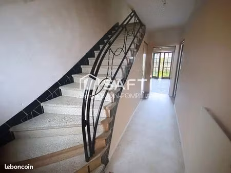 maison 6 pièces 132 m²