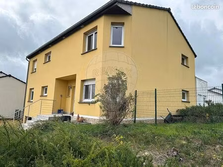maison 6 pièces 260 m²