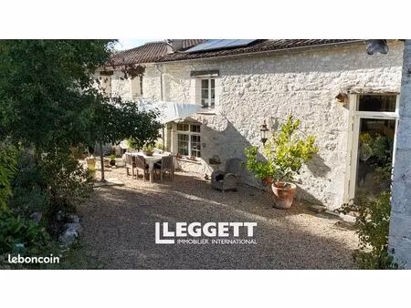 maison 10 pièces 339 m²