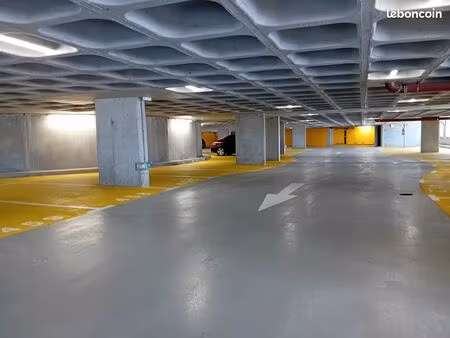 place parking (faire offre)