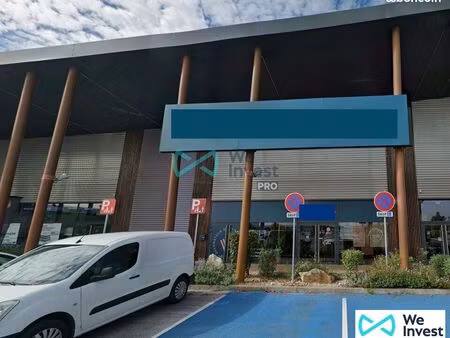 local commercial 354 m²