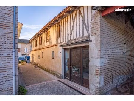 maison 16 pièces 304 m²
