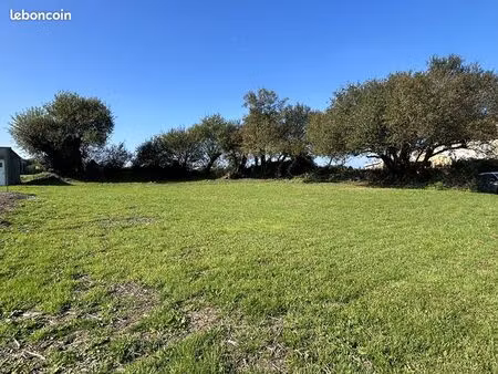 terrain 852 m² lanmeur