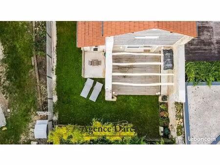 maison 6 pièces 250 m²