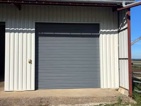 à louer : atelier / entrepôt surface de 58 m2