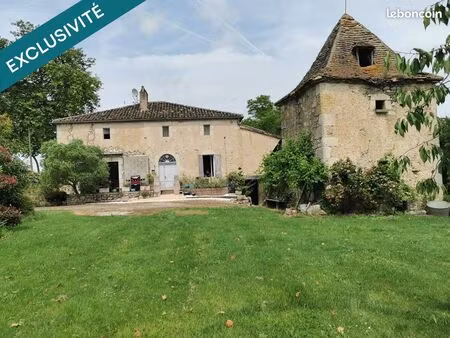 propriété 3 pièces 112 m²