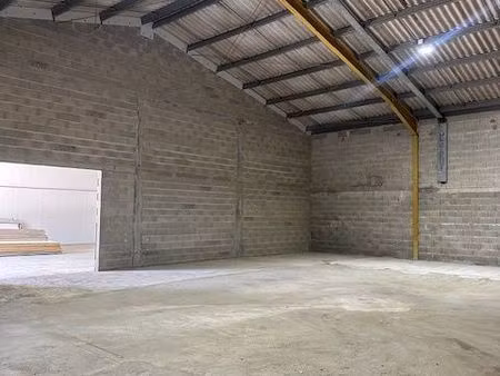 local 221 m² biguglia