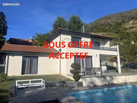villa 5 pièces 113 m²