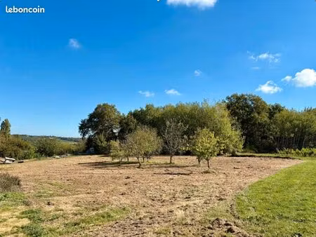 terrain capian divisé en 4 lots de 755 à 925 m2