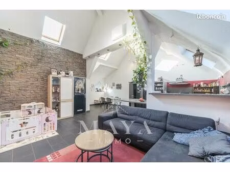 maison 7 pièces 197 m²