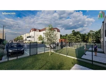 maison 5 pièces garage / 4 chambres / espace vert privatif