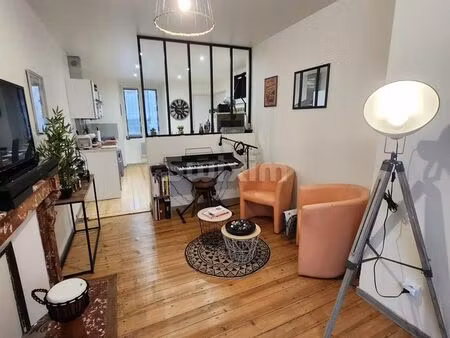 immeuble 5 pièces 109 m²