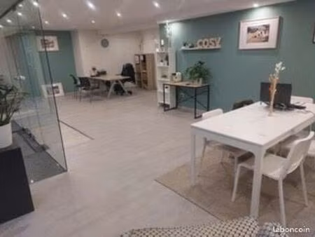 local commercial 159 m2 pau