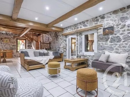 ferme 10 pièces 465 m²