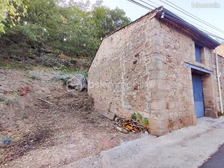 parking 50 m² saint privat