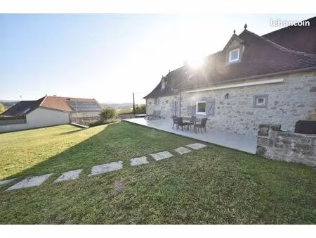 maison de village 4 pièces 112 m²