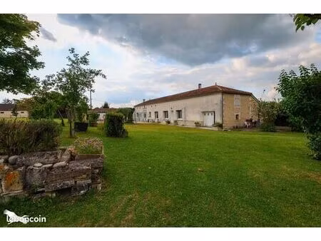 longère 6 pièces 156 m²