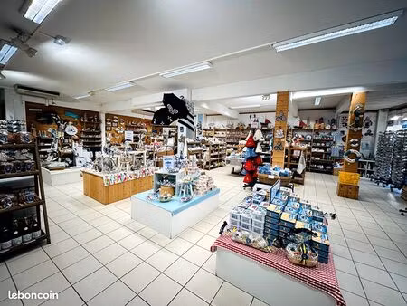 local commercial 335 m² la foret fouesnant