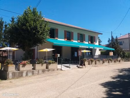 propriété 8 pièces 300 m²