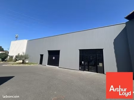 local commercial 355 m²