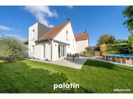 maison 6 pièces 106 m²