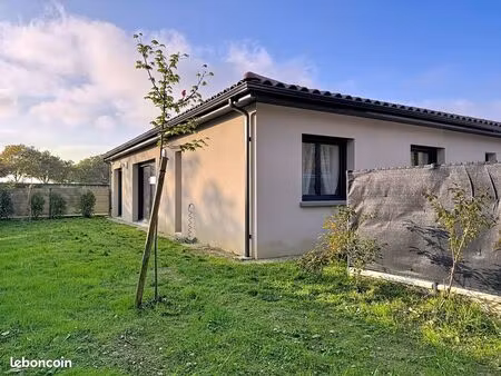 villa individuelle calme  2 parking  jardin  petite residence sécurisé