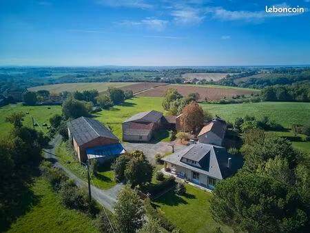 maison 12 pièces 282 m²