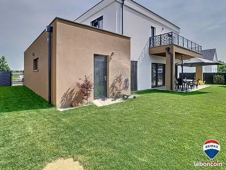 maison 5 pièces 149 m²