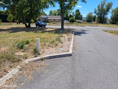 terrain viabilisé dans lotissement