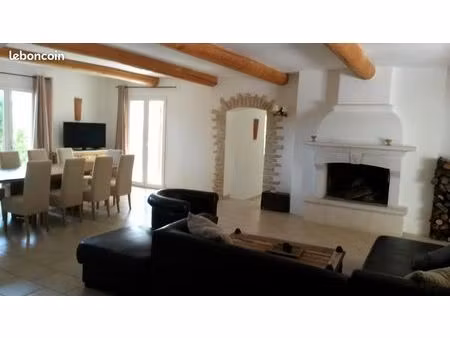 villa 6 pièces 150 m²