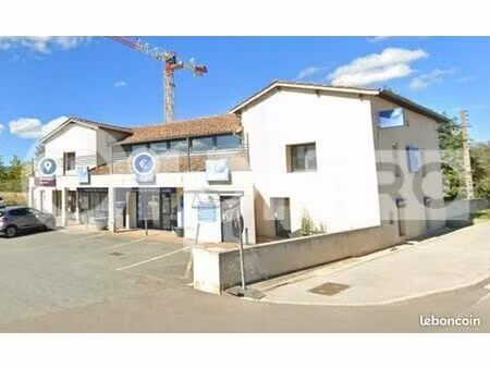 local commercial 277 m²