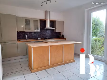 maison 6 pièces 120 m²