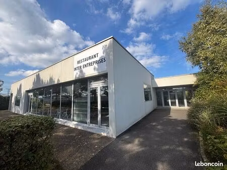 local 480 m² douarnenez