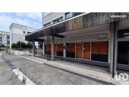 murs commerciaux 300 m² mourenx