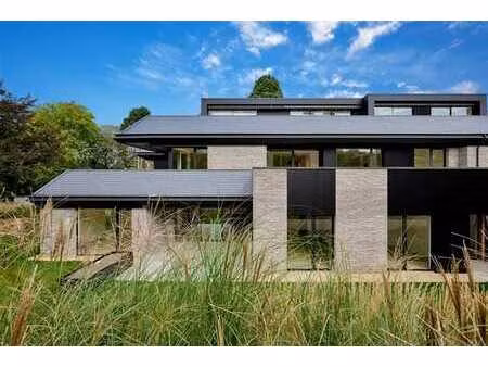 exclusif appartement 3 chambres en rez-de-jardin