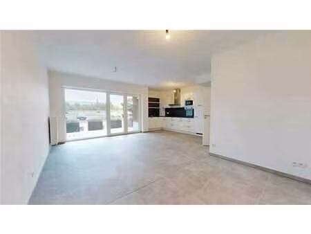 banneux-appart. rez (2022)  2 ch  terr.  park.