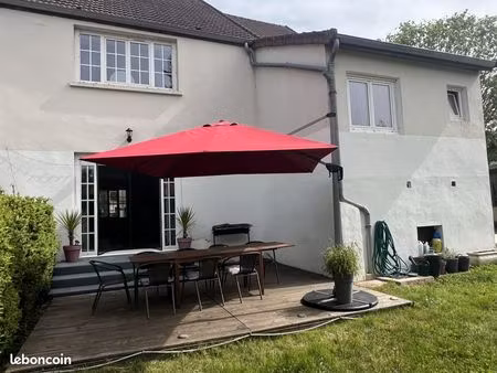 maison 7 pièces 315 m²