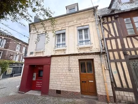 immeuble 6 pièces 198 m²