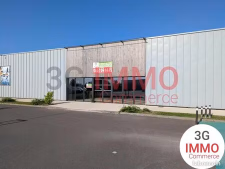 local commercial 592 m²