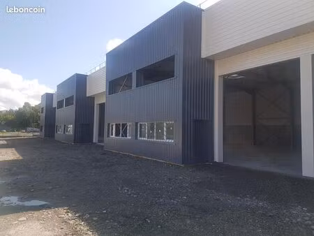 entrepôt 320 m² saint-georges-de-commiers
