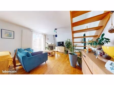 maison 5 pièces 77 m²