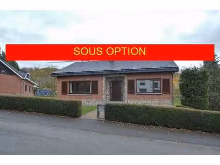 maison située dans cadre agréable