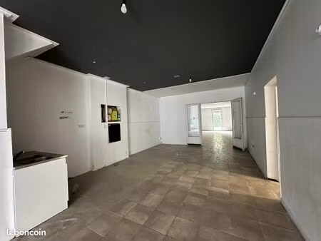local commercial 165 m²