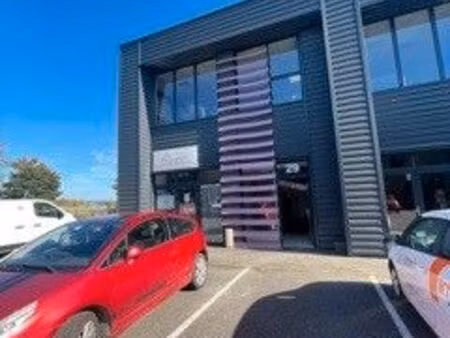 local commercial 110 m² val de reuil