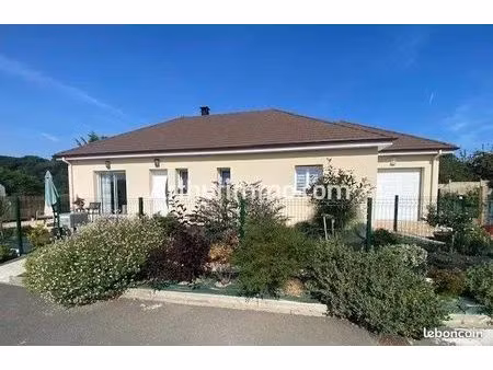 propriété 4 pièces 90 m²
