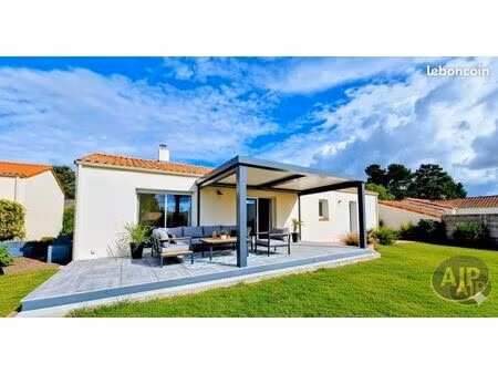 maison 6 pièces 142 m²