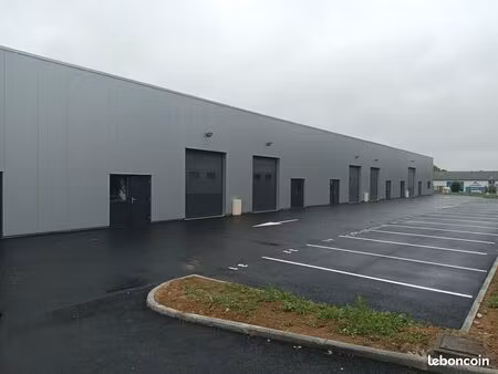 local d'activite 720 m² la rue saint pierre