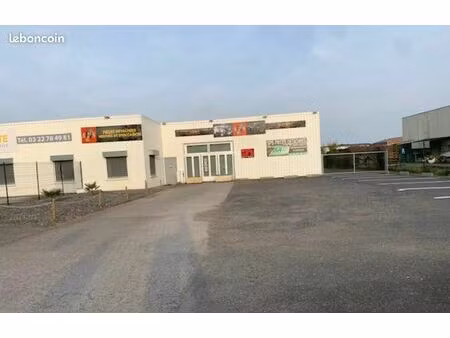 local commercial 350 m² montdidier