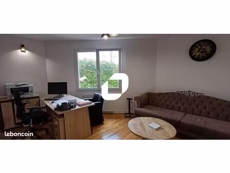 local d'activité 103 m²